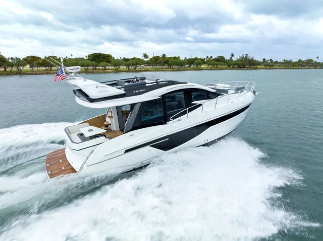 Slide: The Image of Galeon 470 Sky 2022 - 22