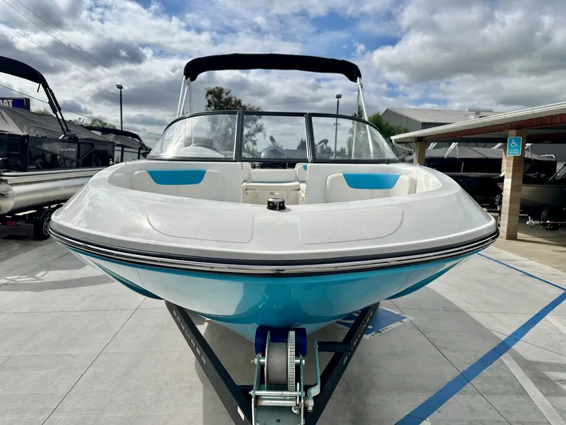 Slide: The Image of Bayliner Element E21 2023 - 3