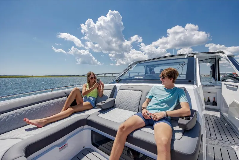 Slide: The Image of Galeon 375 GTO 2023 - 114