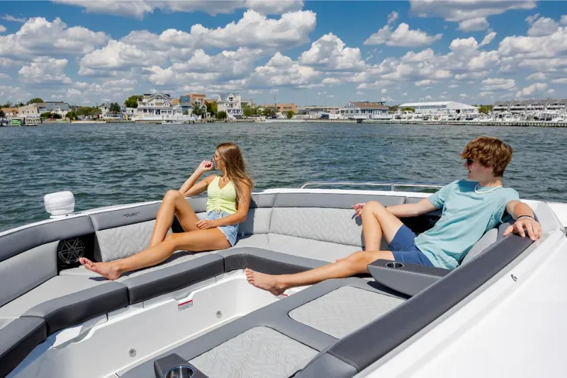 Slide: The Image of Galeon 375 GTO 2023 - 115