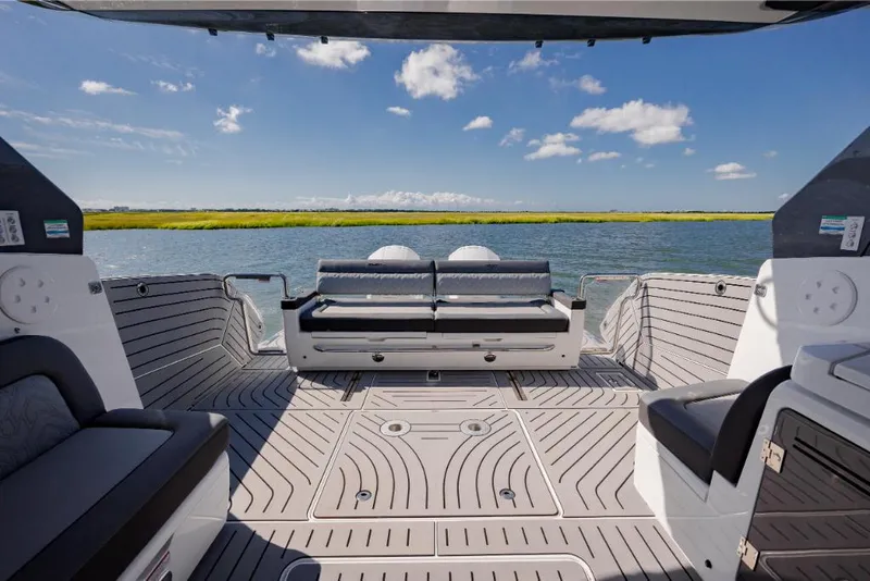 Slide: The Image of Galeon 375 GTO 2023 - 273