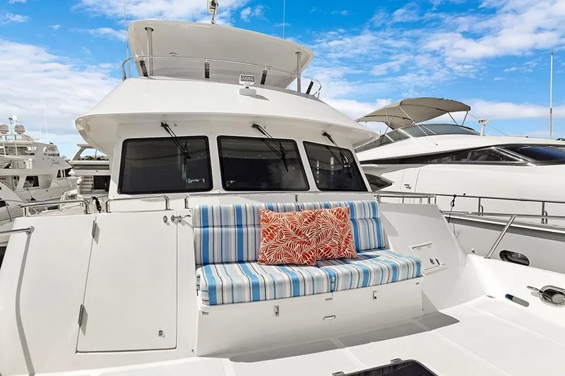 Slide: The Image of Outer Reef 610 Motoryacht 2020 - 20