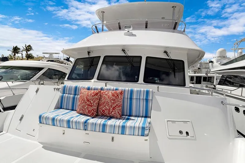 Slide: The Image of Outer Reef 610 Motoryacht 2020 - 21