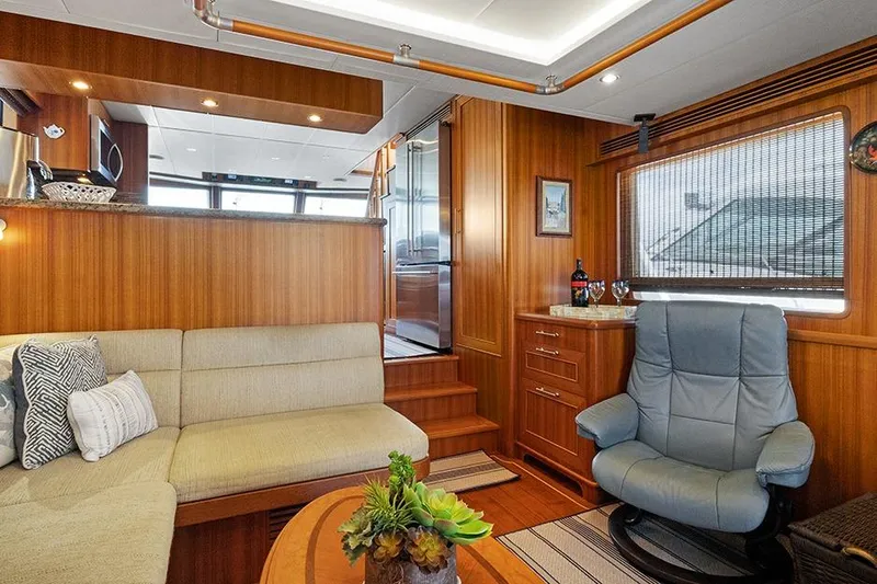 Slide: The Image of Outer Reef 610 Motoryacht 2020 - 25