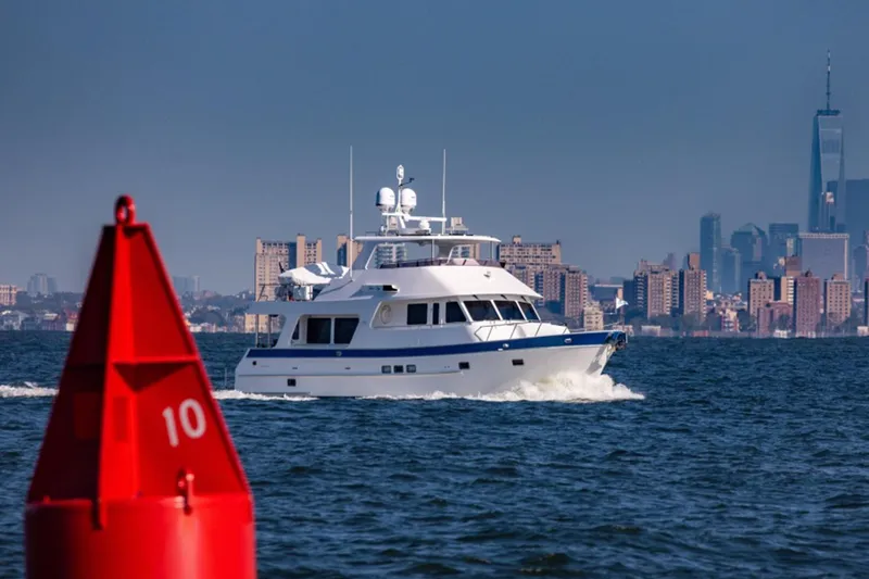 Slide: The Image of Outer Reef 610 Motoryacht 2020 - 3