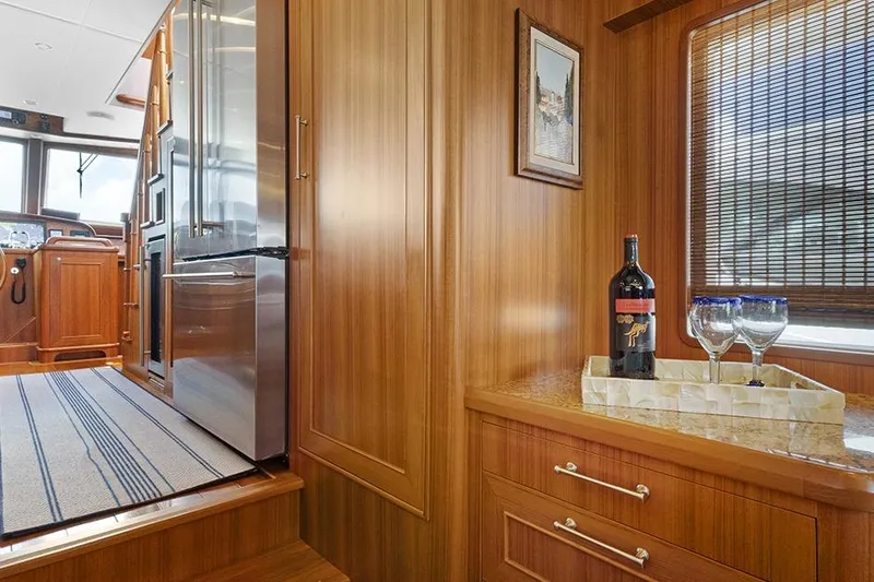 Slide: The Image of Outer Reef 610 Motoryacht 2020 - 32