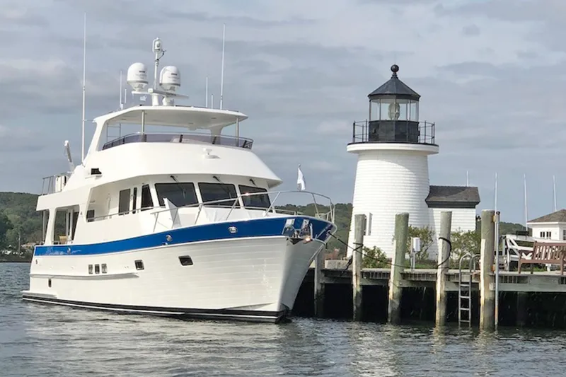 Slide: The Image of Outer Reef 610 Motoryacht 2020 - 4