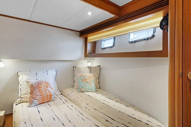 Slide: The Image of Outer Reef 610 Motoryacht 2020 - 65