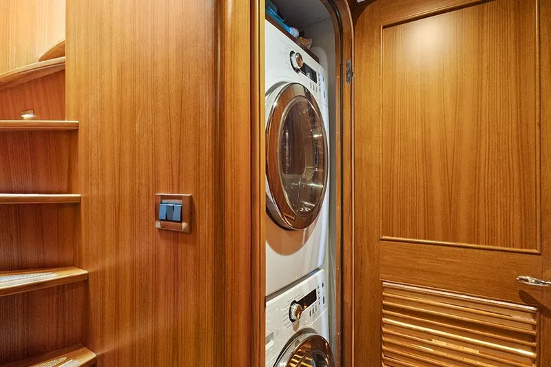 Slide: The Image of Outer Reef 610 Motoryacht 2020 - 66