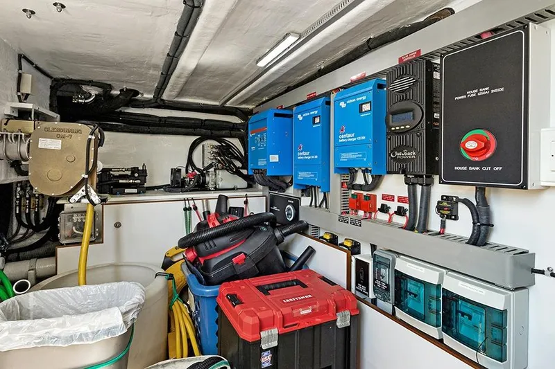 Slide: The Image of Outer Reef 610 Motoryacht 2020 - 69