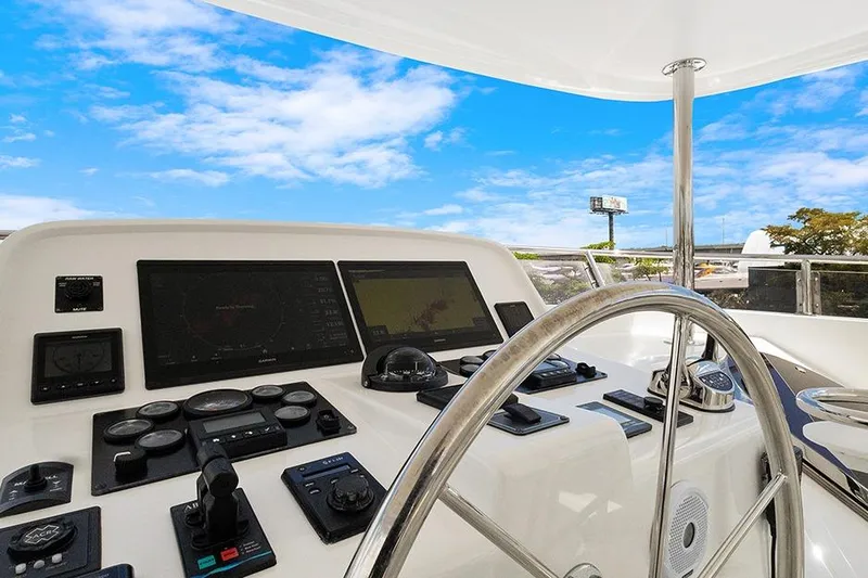 Slide: The Image of Outer Reef 610 Motoryacht 2020 - 80