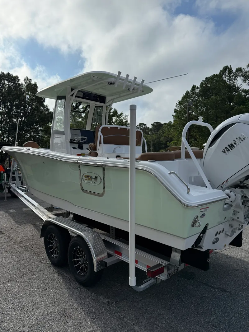 Slide: The Image of Sea Hunt Ultra 255SE 2026 - 4