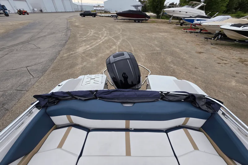 Slide: The Image of Four Winns H 180 OB 2015 - 15