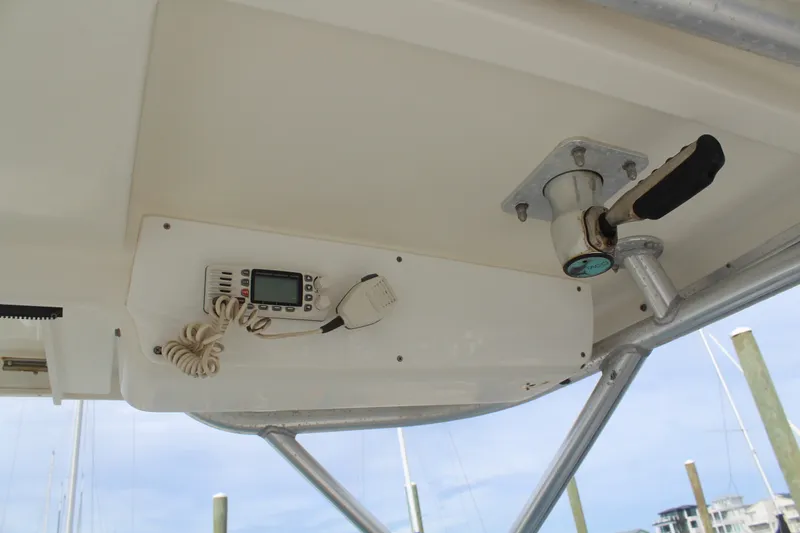 Slide: The Image of Wellcraft 290 COASTAL 2004 - 23