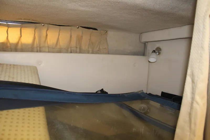 Slide: The Image of Wellcraft 290 COASTAL 2004 - 27