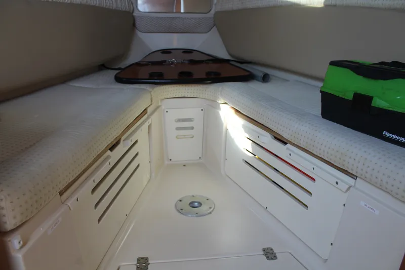 Slide: The Image of Wellcraft 290 COASTAL 2004 - 27