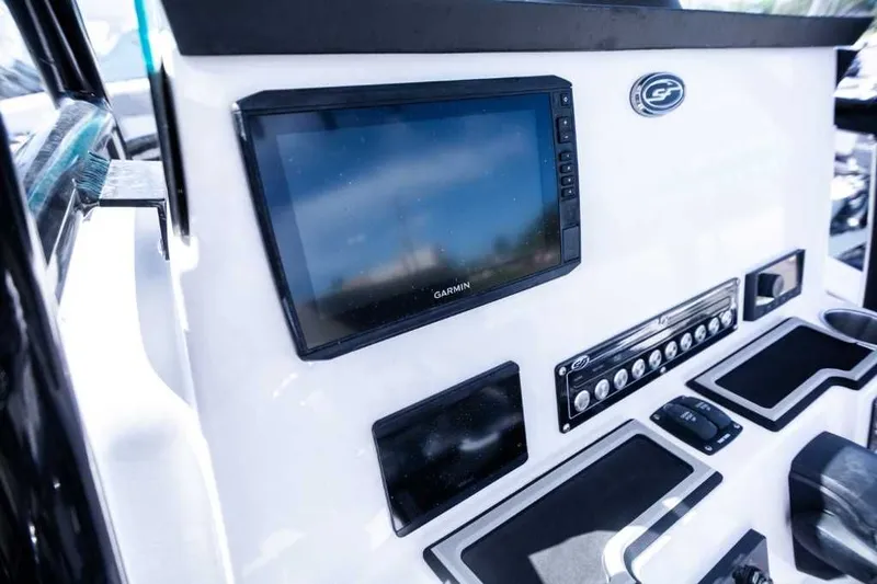 Slide: The Image of Sea Fox 248 Commander 2023 - 12