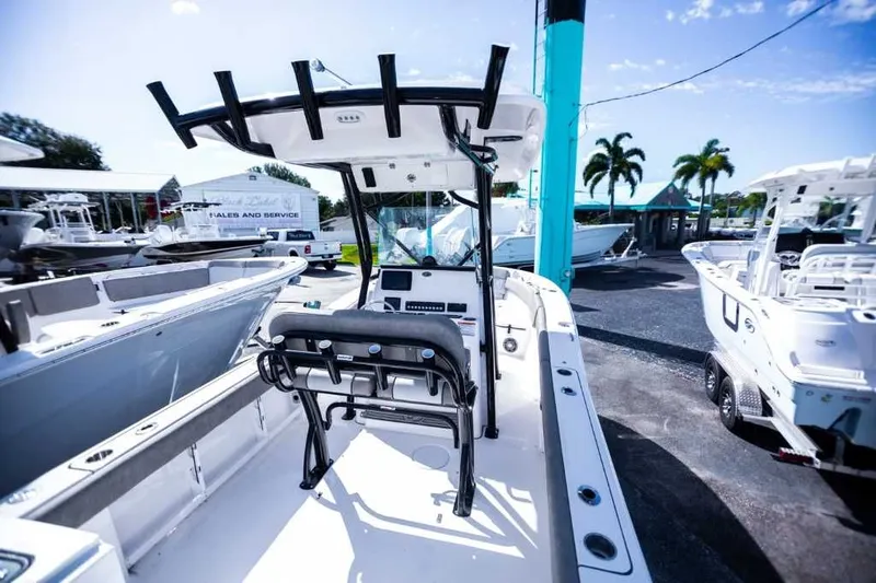 Slide: The Image of Sea Fox 248 Commander 2023 - 24