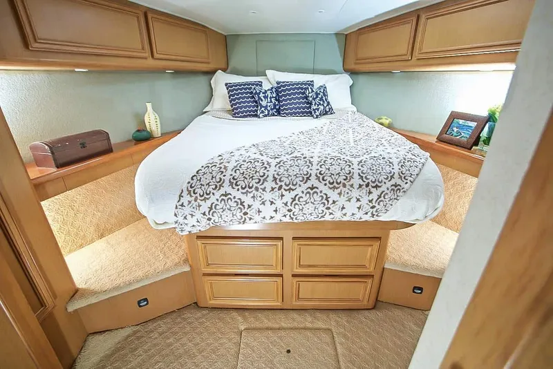 Slide: The Image of Jersey Cape 44 Sport Yacht 2007 - 35