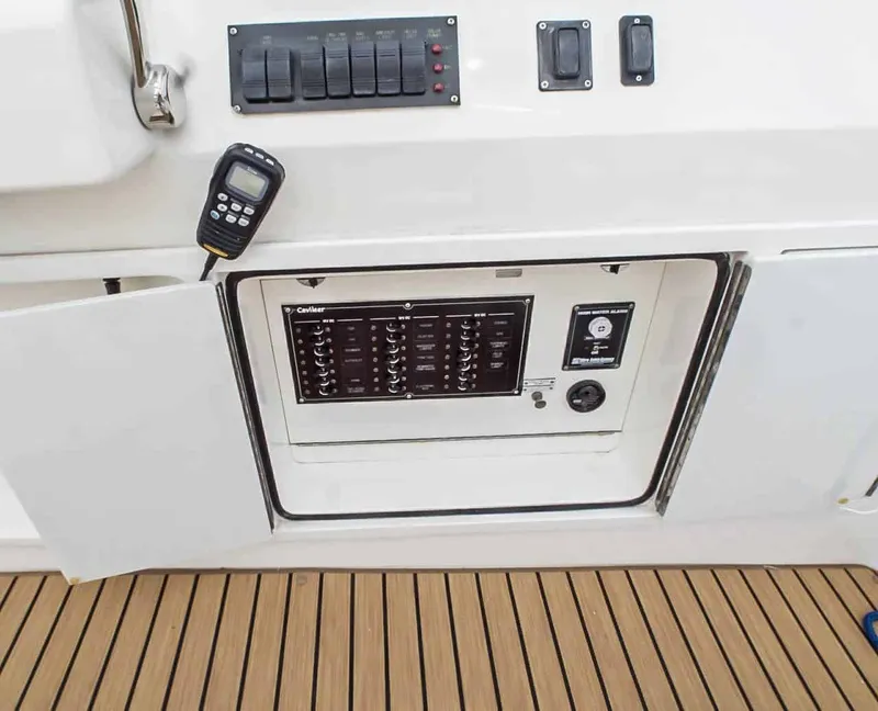 Slide: The Image of Jersey Cape 44 Sport Yacht 2007 - 12
