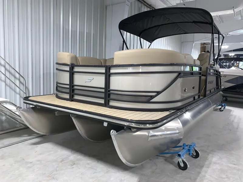 Slide: The Image of Starcraft SLS 3 Q DH 2024 - 2