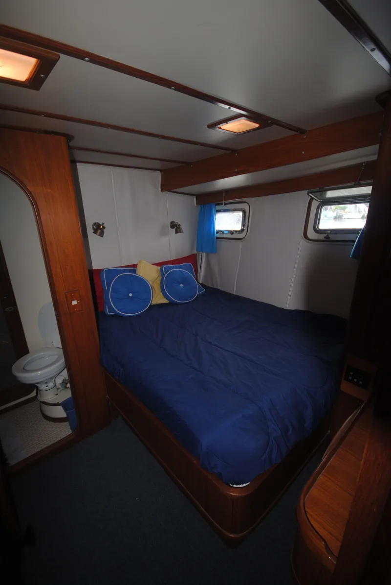 Slide: The Image of Guest bedroom 1 forward - 26