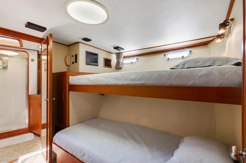 Slide: The Image of GUEST STATEROOM - 34