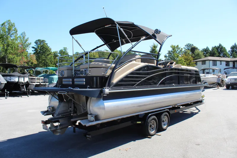 Slide: The Image of Bennington 2575QCWTIO 2016 - 5