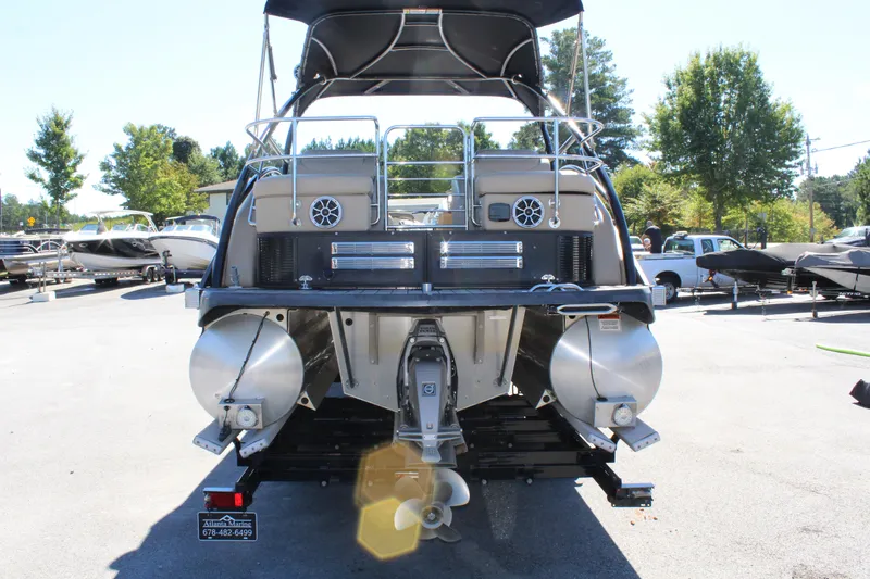 Slide: The Image of Bennington 2575QCWTIO 2016 - 6