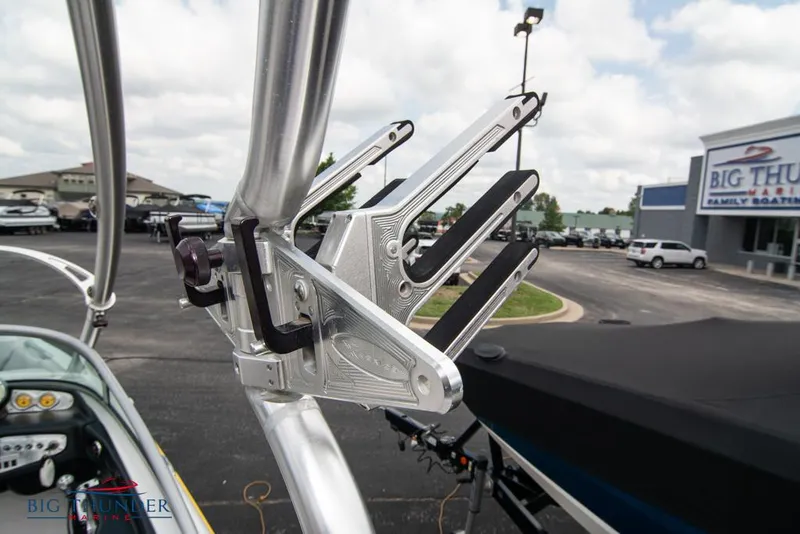Slide: The Image of MasterCraft X-45 2005 - 50
