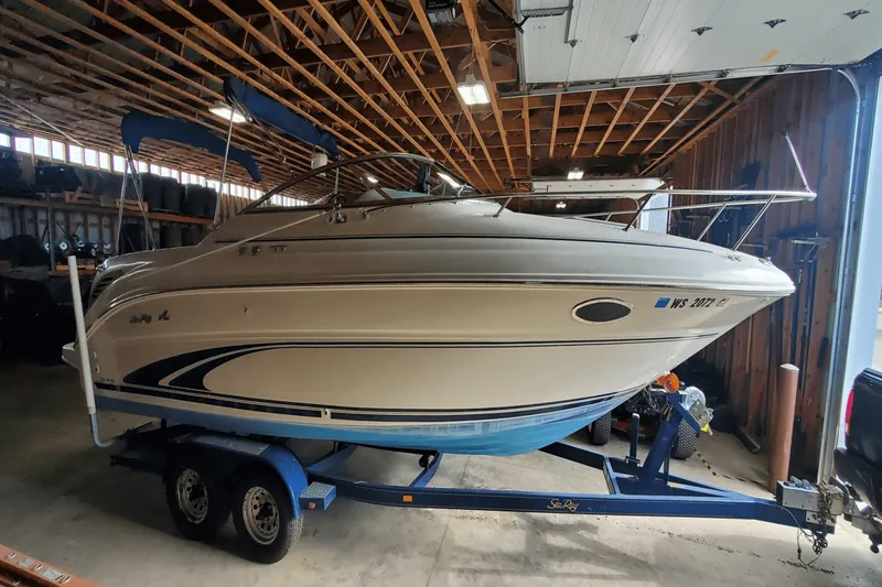 Slide: The Image of Sea Ray 245 WEEKENDER 2000 - 1