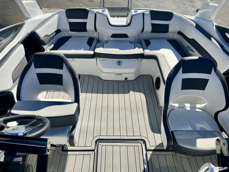 Slide: The Image of 2025 Yamaha Boats 195S interior with sleek seating and modern design. - 3