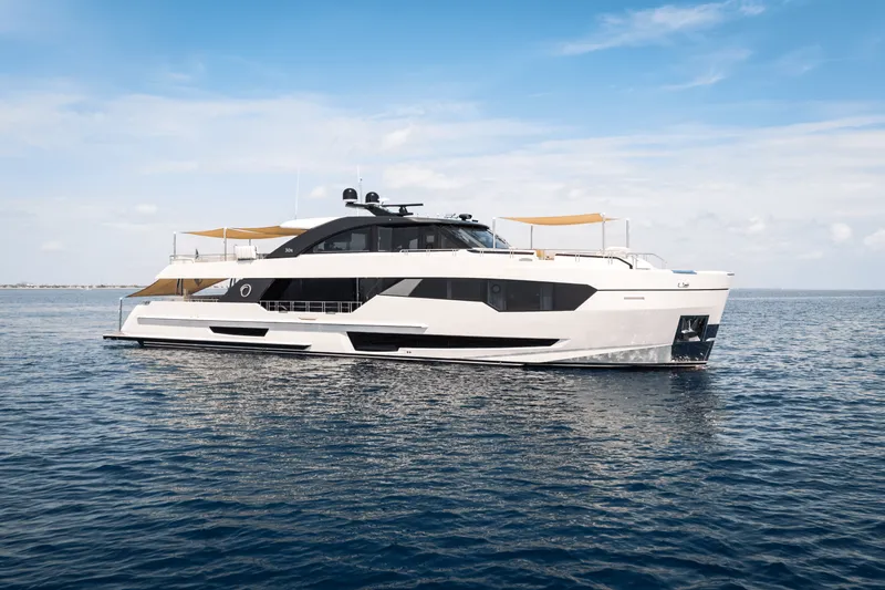 Slide: The Image of Ocean Alexander 30R 2022 - 121