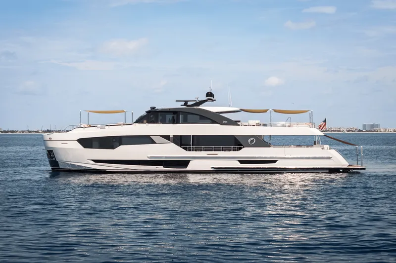 Slide: The Image of Ocean Alexander 30R 2022 - 123