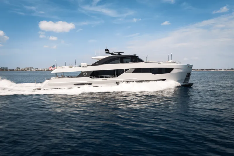 Slide: The Image of Ocean Alexander 30R 2022 - 127