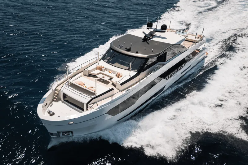 Slide: The Image of Ocean Alexander 30R 2022 - 2