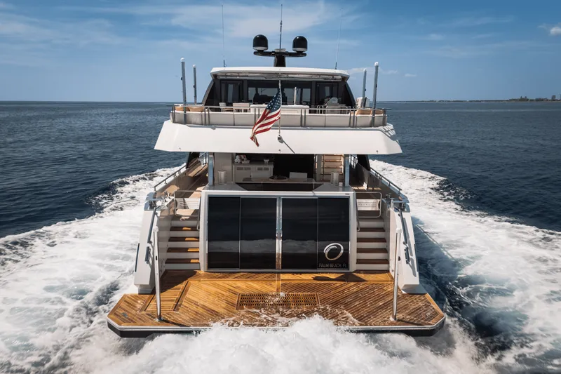 Slide: The Image of Ocean Alexander 30R 2022 - 3