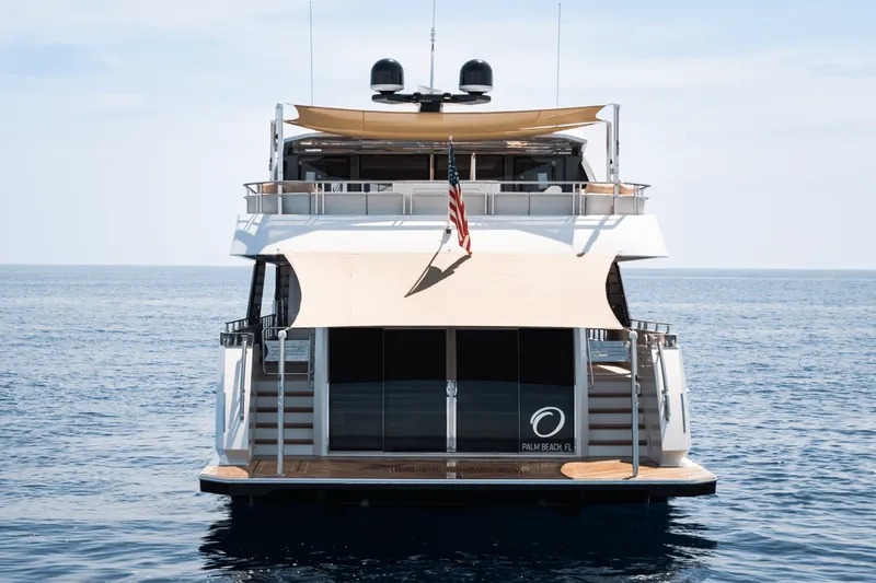 Slide: The Image of Ocean Alexander 30R 2022 - 4