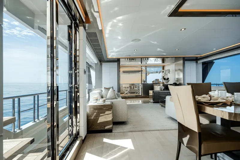 Slide: The Image of Ocean Alexander 30R 2022 - 67