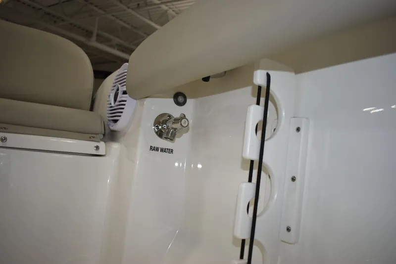 Slide: The Image of Key West Boats 189 FS 2026 - 28