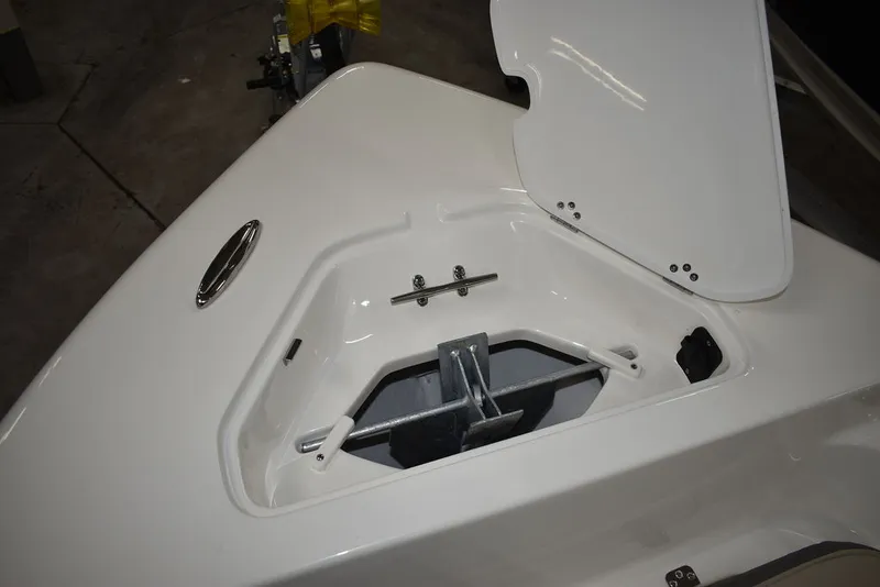 Slide: The Image of Key West Boats 189 FS 2026 - 32