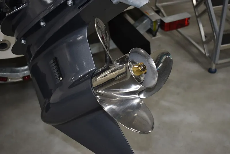 Slide: The Image of Key West Boats 189 FS 2026 - 35