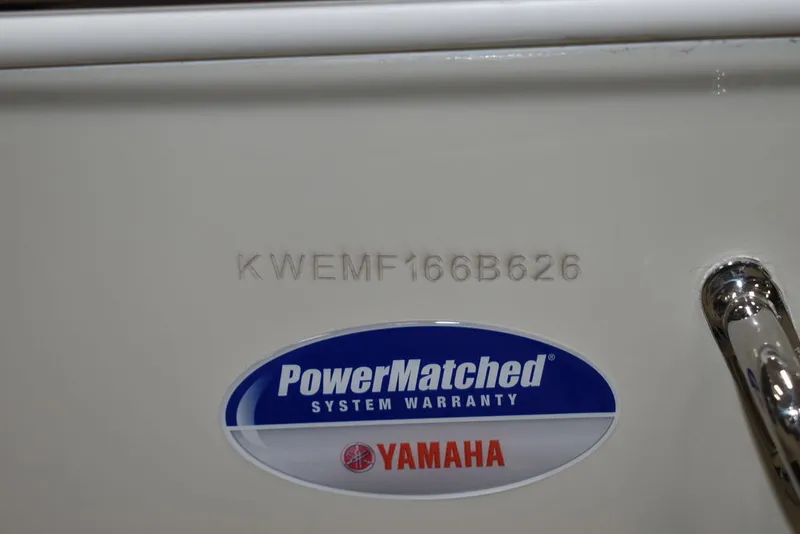 Slide: The Image of Key West Boats 189 FS 2026 - 37