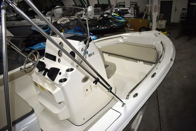 Slide: The Image of Key West Boats 189 FS 2026 - 8