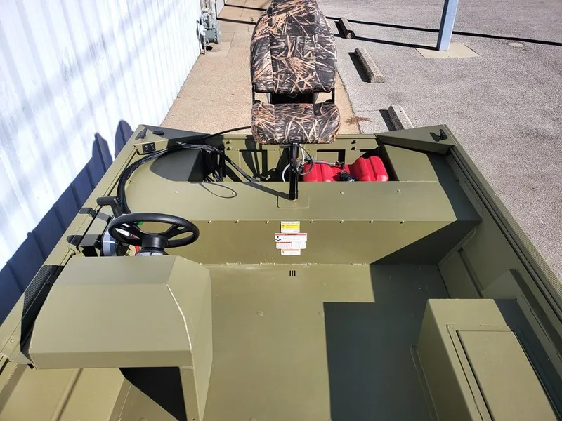 Slide: The Image of Stern Pedestal Fishing Seat - 6