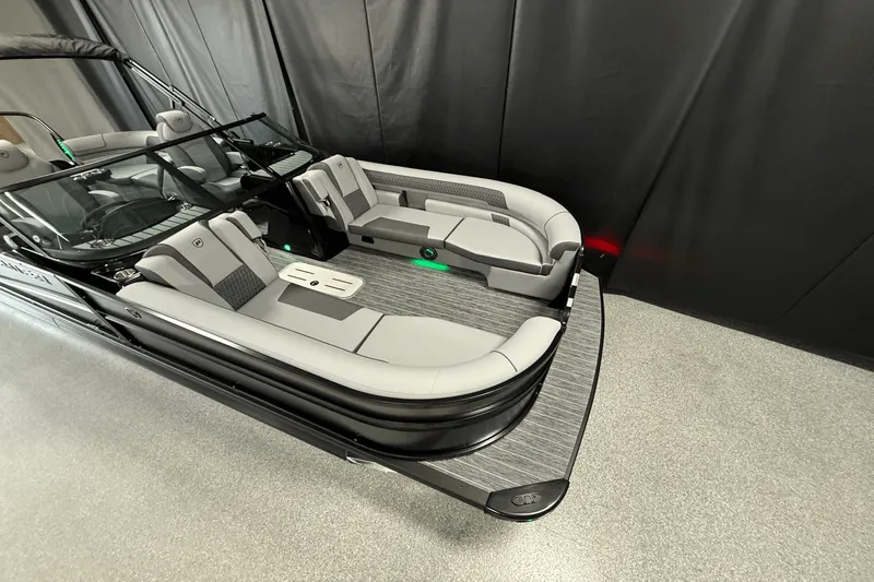 Slide: The Image of Premier 230SOLARIS 2026 - 12