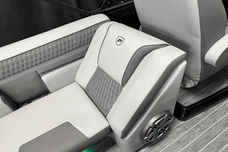 Slide: The Image of Premier 230SOLARIS 2026 - 32