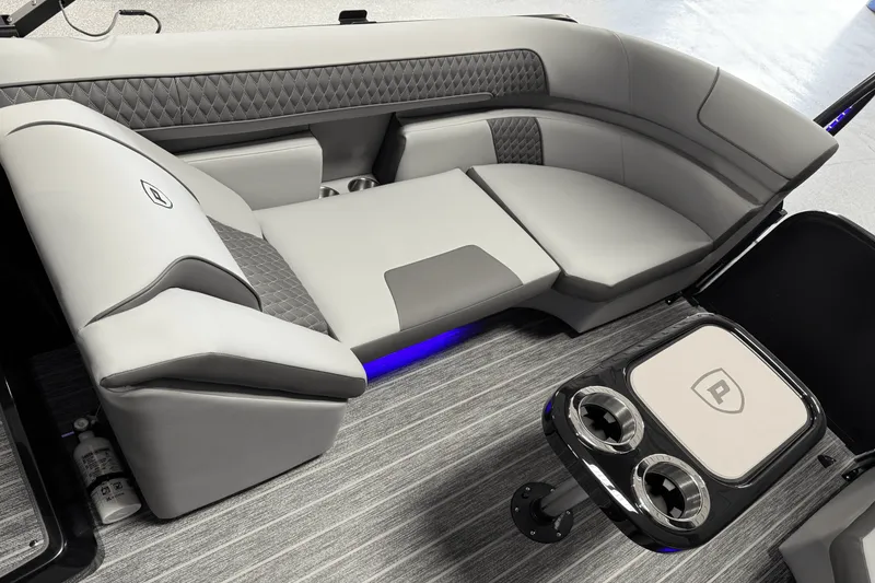 Slide: The Image of Premier 230SOLARIS 2026 - 36