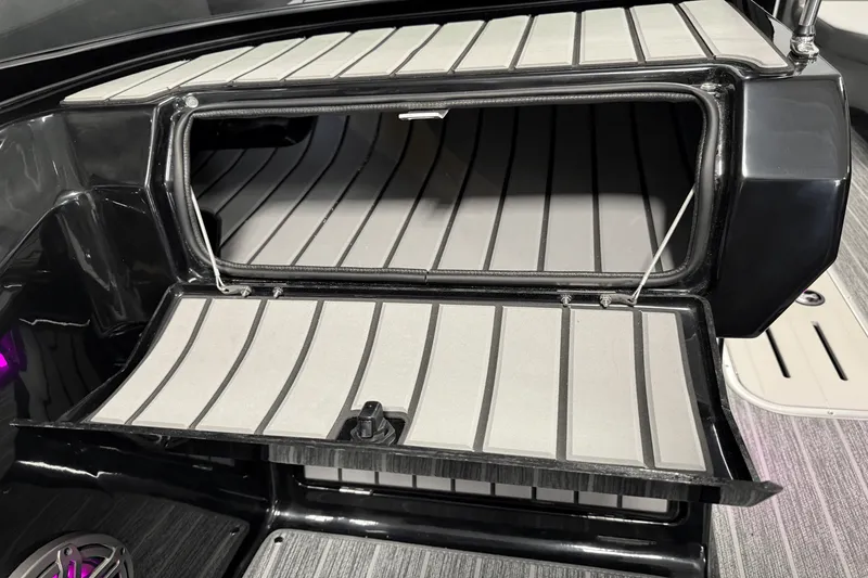 Slide: The Image of Premier 230SOLARIS 2026 - 51