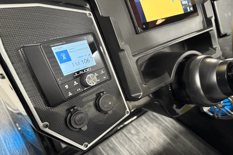 Slide: The Image of Premier 230SOLARIS 2026 - 61